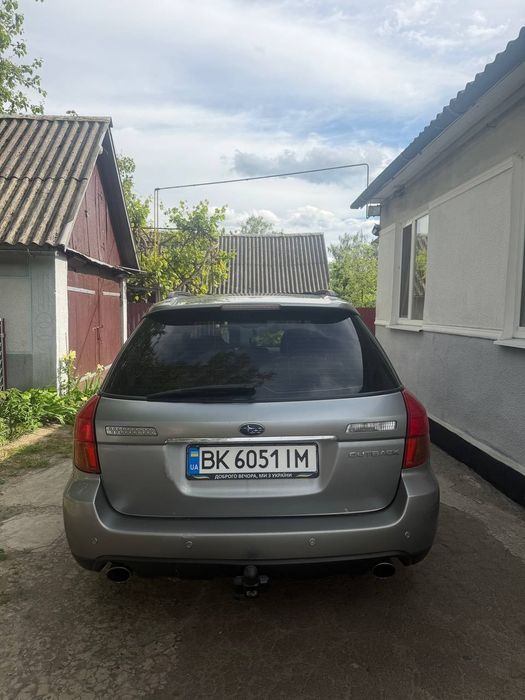 Продам SUBARU OUTBACK 3.0 AT