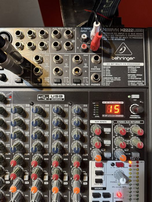 Mikser behringer XENYX X2222USB