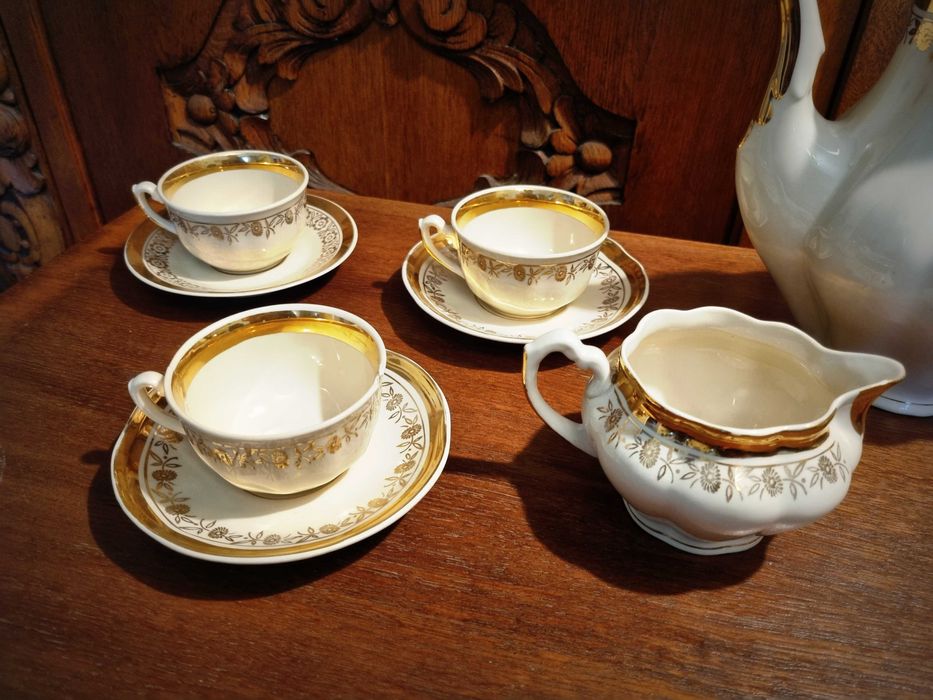 Serwis do kawy / herbaty Chodzież PRL - kolor ecru