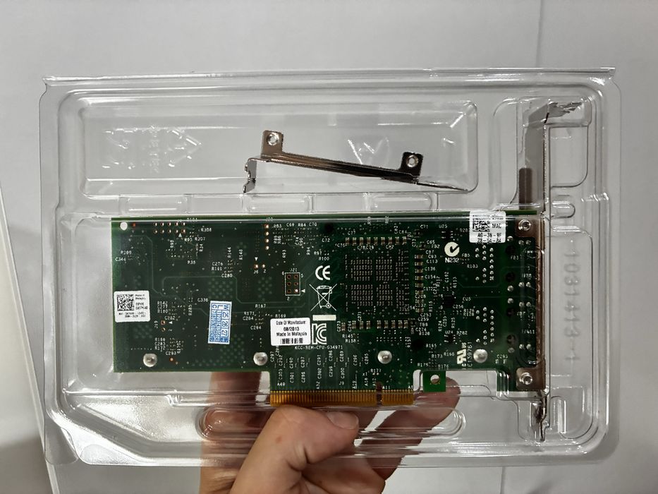 Intel NIC X540-T2 / 2 Portas de Rede