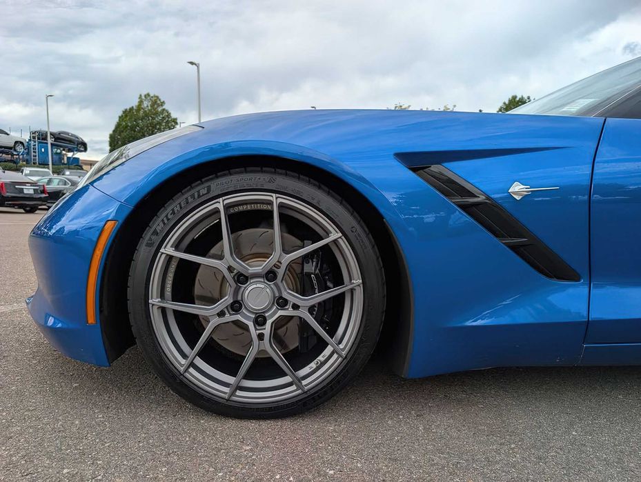 Chevrolet Corvette Stingray Z51      2014