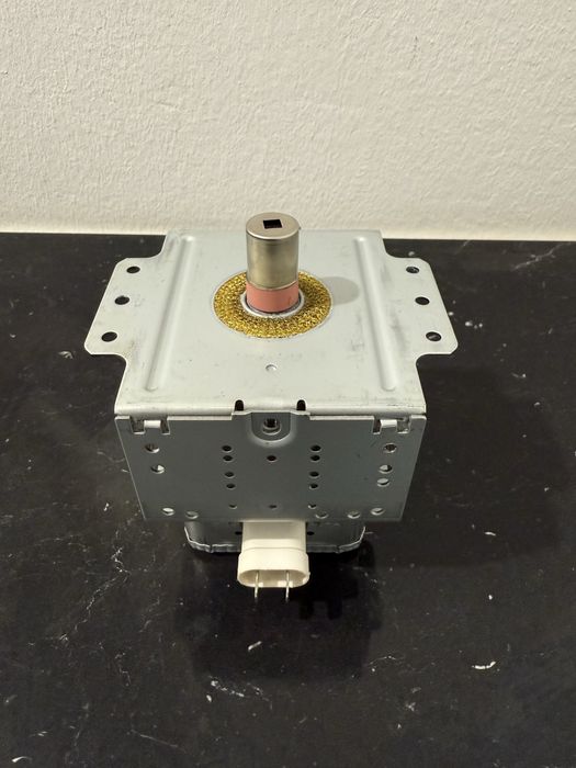 Magnetron microondas