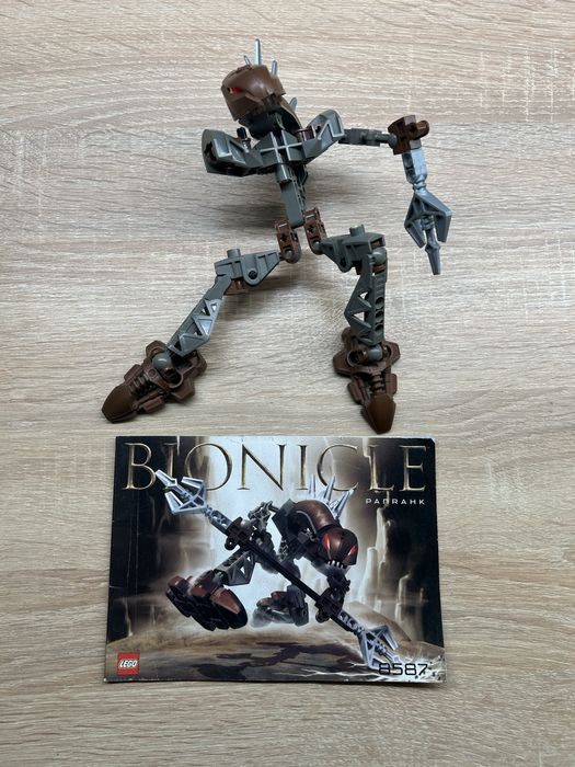 LEGO Bionicle — 5 figurek: Toa Kongu, Hewkii, Matoro, Nuparu, Rahkshi Panrahk + instrukcje
