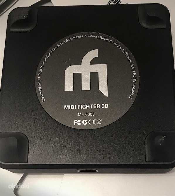 2 x Midi fighters 16 3D DJ Techtools