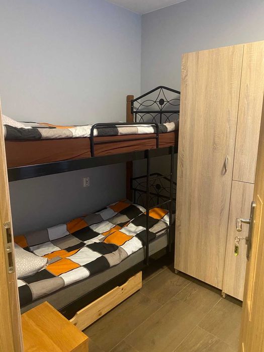 Hostel pracowniczy noclegi комнаты хостел Mroków Nadarzyn Łazy + dowóz