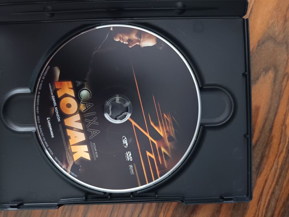 DVD a caixa kovak