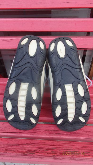 Buty zimowe wysokie BD Design rozmiar 44.