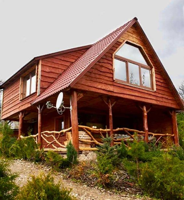 Розплідник «Енейко» з житловим будинком та ділянкою 0.72 га з озером