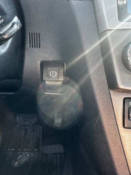 Toyota Avensis 2010 Webasto