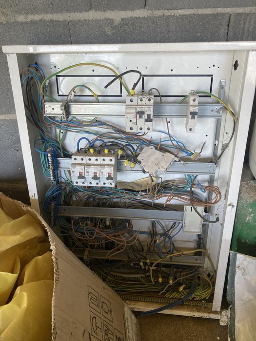 Rozdzielnia elektryczna