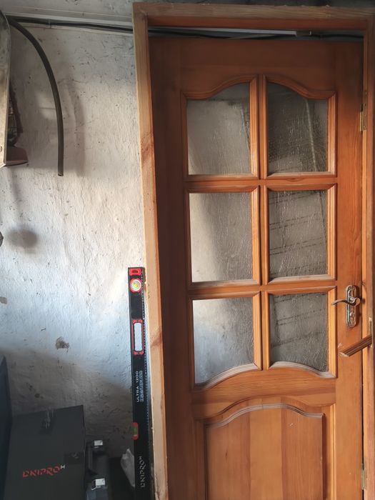 Продам двері кімнатні