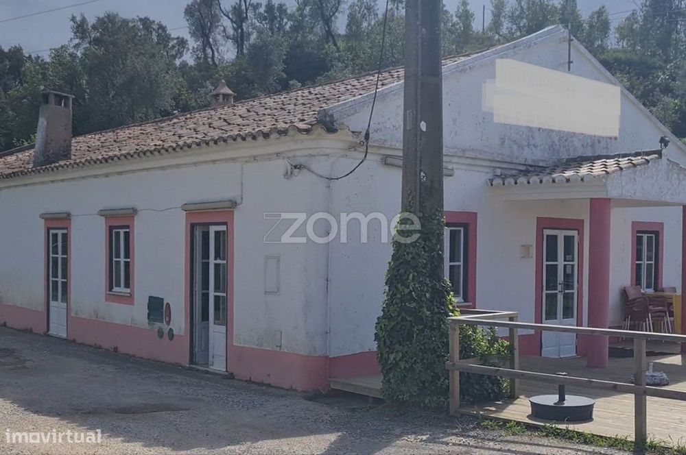 Moradia T2 com um restaurante em Monchique