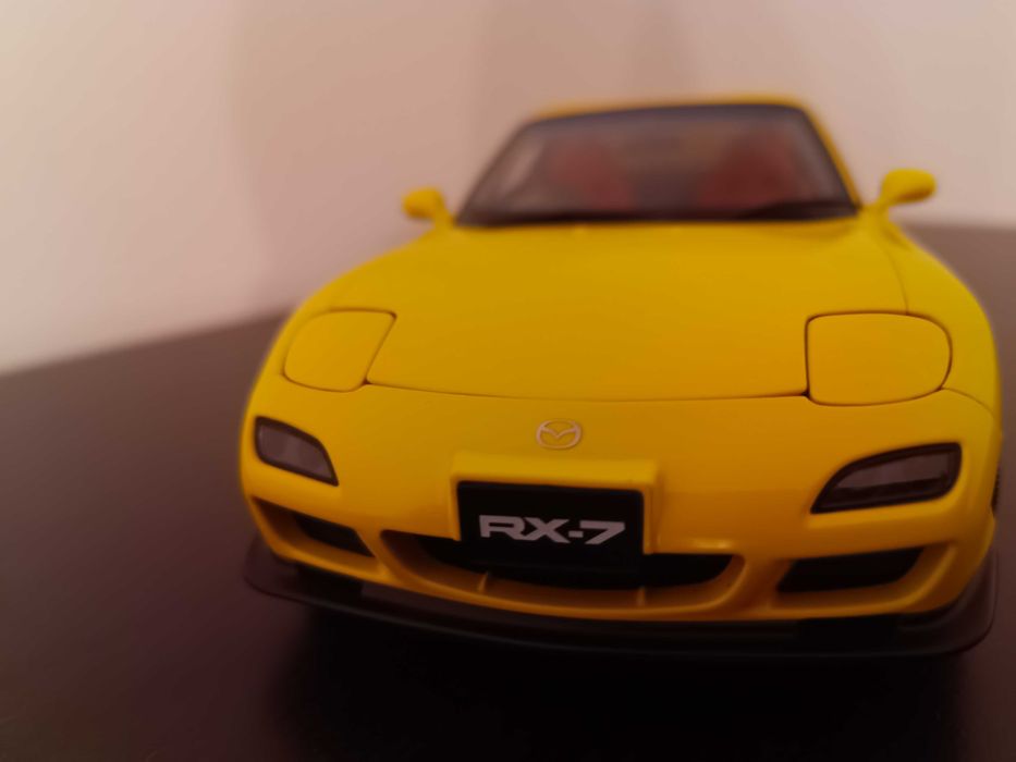 Mazda RX-7 Type R Bathurst R - 1:18 Polar Master