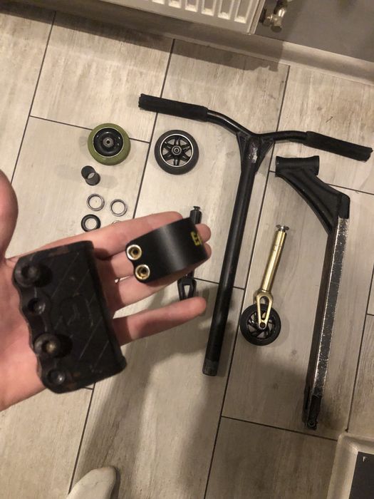 Zaciski do hulajnogi wyczynowej