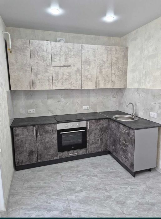 Продам евродвушку квартира укомплектована техникой,качественный ремонт