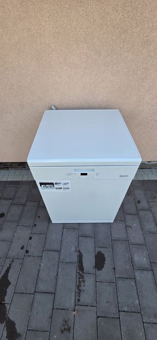 Посудомийна Miele окремостояча