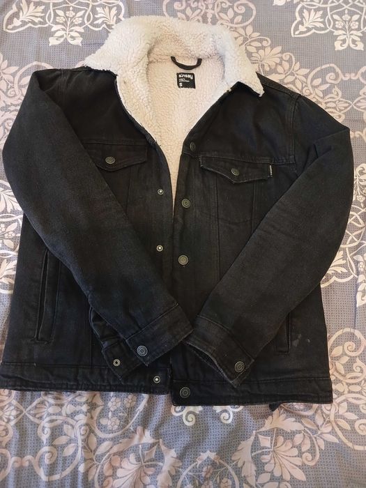 Продам куртку Sinsay s