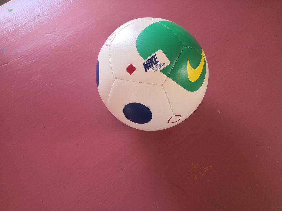 Bola Futsal Nike Maestro
