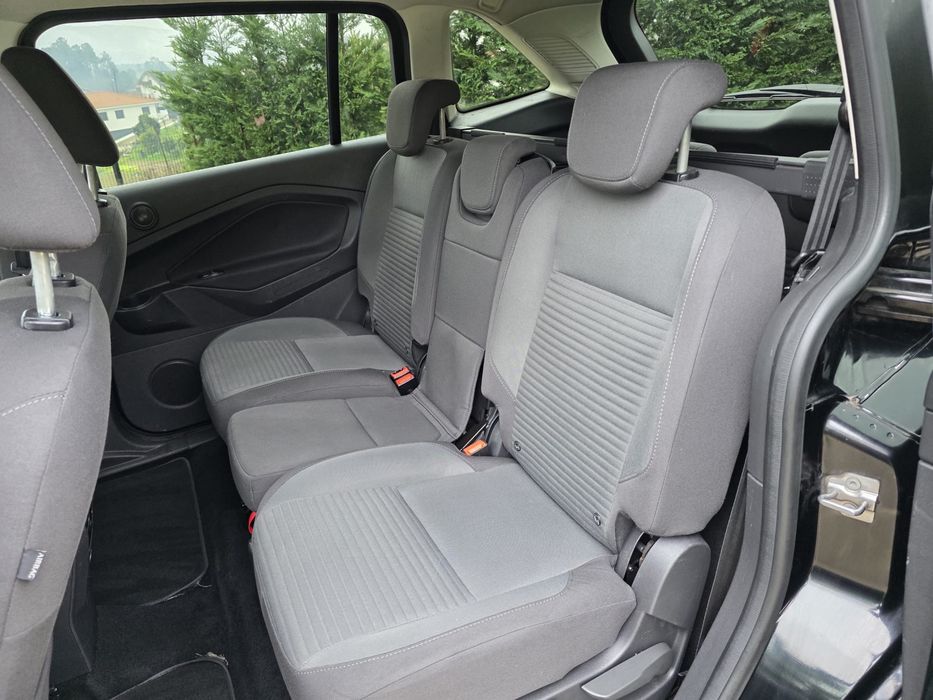 Ford Grand C-Max 1.5 TDCI 120cv