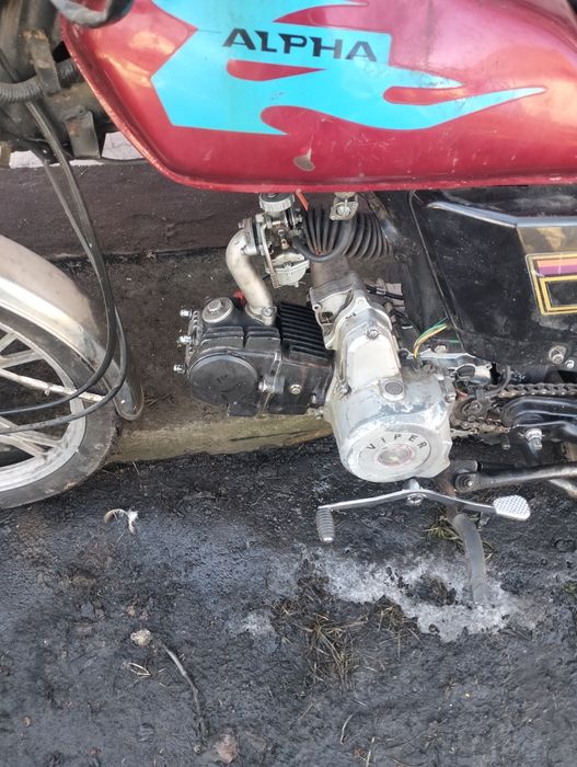 Продам мопед альфа на повному ходу