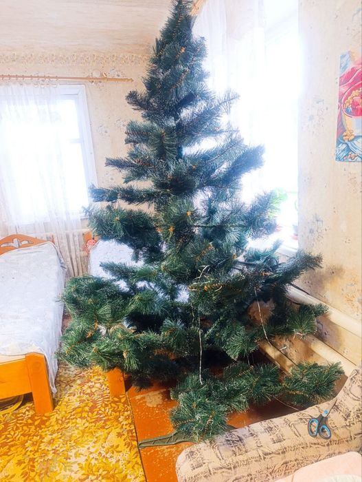 Ялинка штучна єль