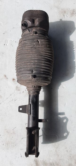 Пневмостійка лексус рх,пневмоамортизатор лексус рх 300,330,350