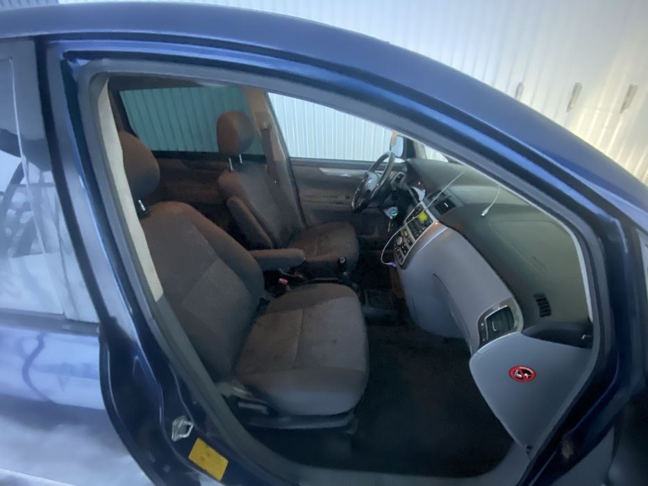 Продам Toyota Avensis