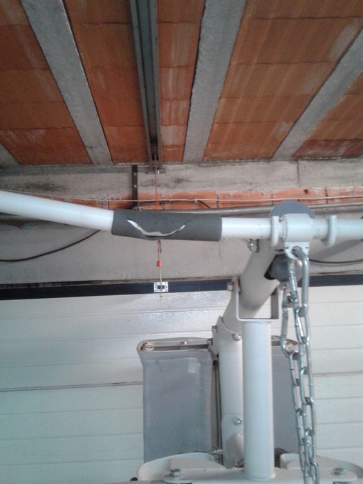 Máquina de musculação multifunções DOMYOS HG60-4, com muitos acessório