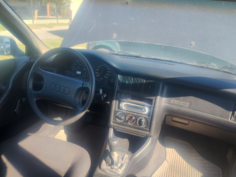 Audi B3 wnętrze fotele