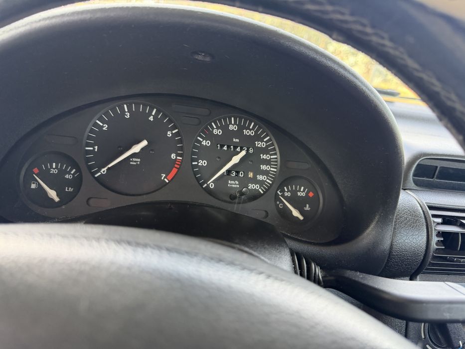 Opel corsa 1.0 ano 99