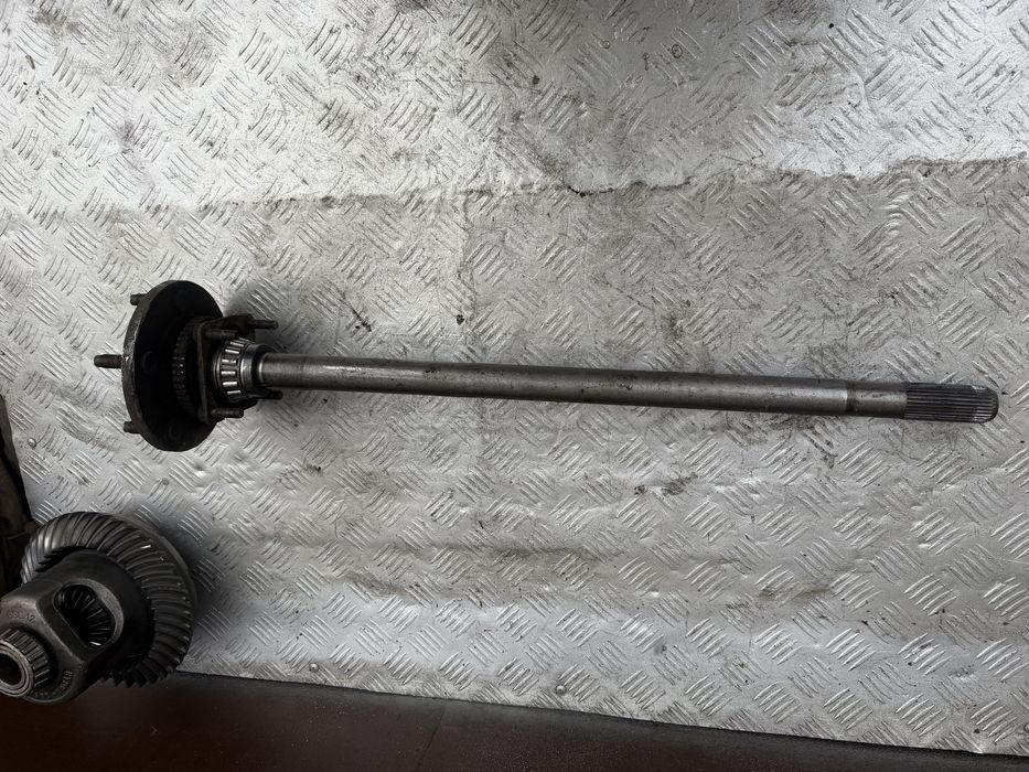 Полуось задняя Джип чероки 04год jeep cherokee wj
