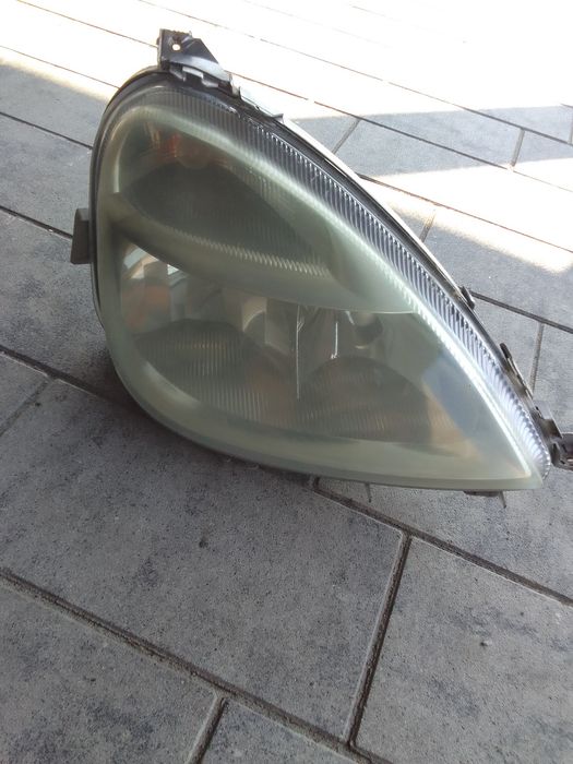 Lampa przód przednia prawa pasażera Mercedes Benz W168 Lift rok 2003