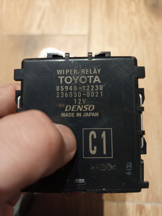 Przekaźnik wycieraczek Toyota Denso moduł