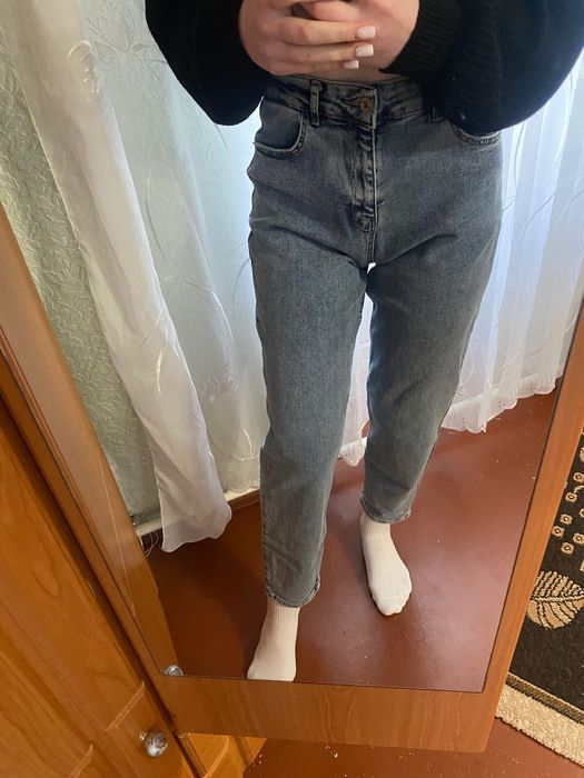 Якісний та новий одяг.