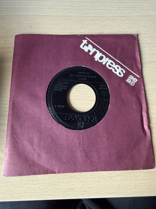 Płyta winylowa 7” Kombi – Linia życia / Komputerowe serce (Tonpress PRL)