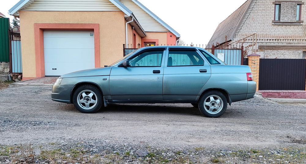 Продам Ваз 2110 Богдан 2011г.