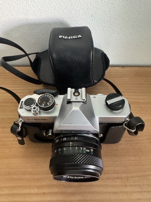 Maquina fotográfica Fujica ST605N