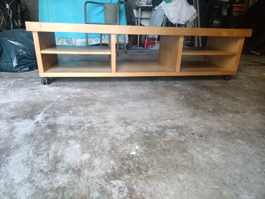 Móvel de sala para TV