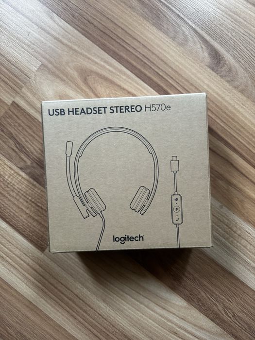 Навушники logitech H570e з мікрофоном були у використанні 1 раз