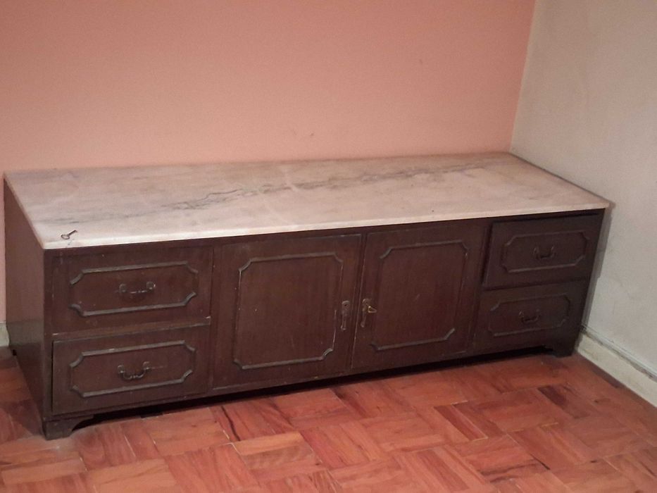 Armário/Aparador antigo