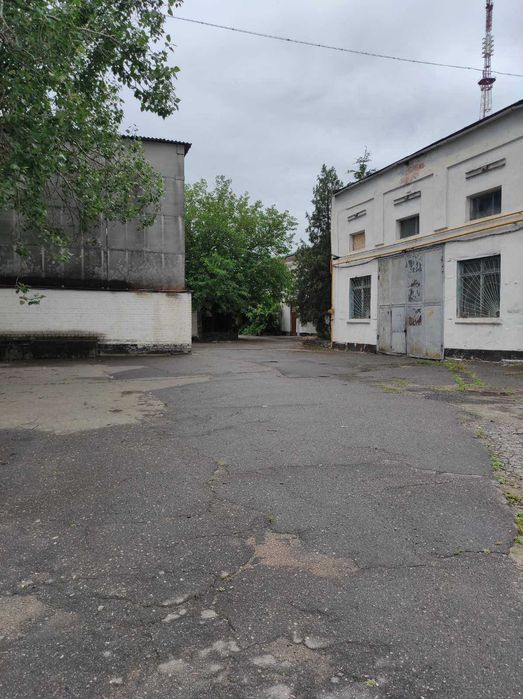 Оренда приміщень вільного призначення від 15 до 3000 м², Центр