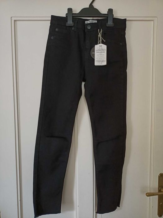 Czarne jeansy Pull&Bear