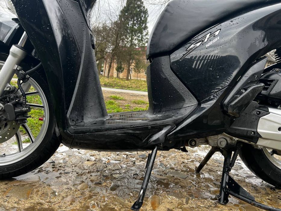 Пластик honda sh,125-150  розбір!