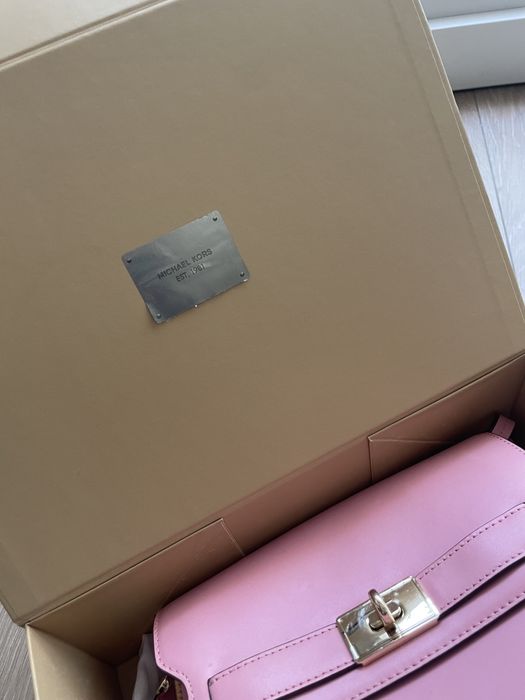 Vendo mala tiracolo Michael Kors