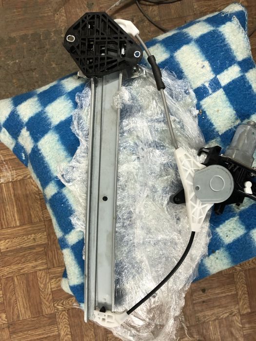 Стеклоподъемник Subaru Forester SJ 2013-2018