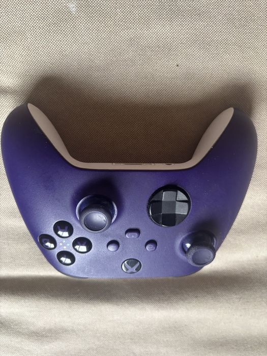Comando Xbox — Roxo/Branco
