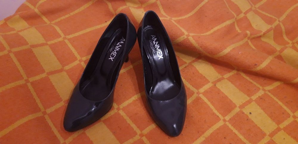 Czółenka rozmiar 37