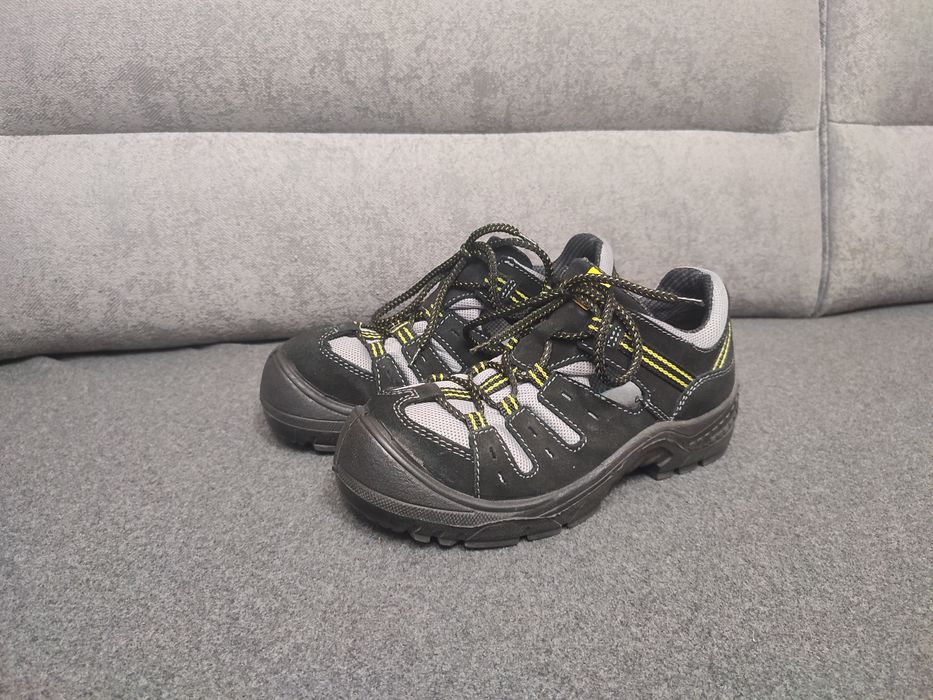 Buty robocze r.36 z podnoskiem