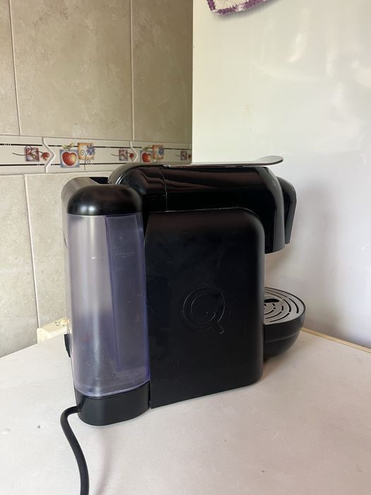 Máquina de Café Delta Q – Excelente Estado