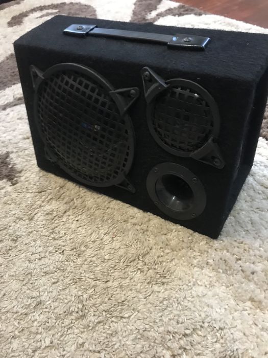 Колонки Alphard  б/у